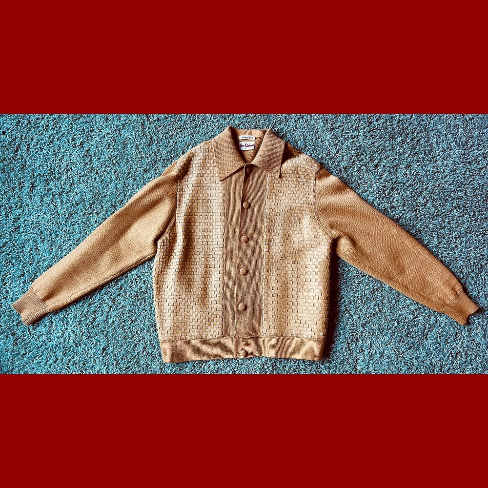 VINTAGE Men’s Knit Cardigan SWEATER, Soft Basketweave LEATHER, Spain